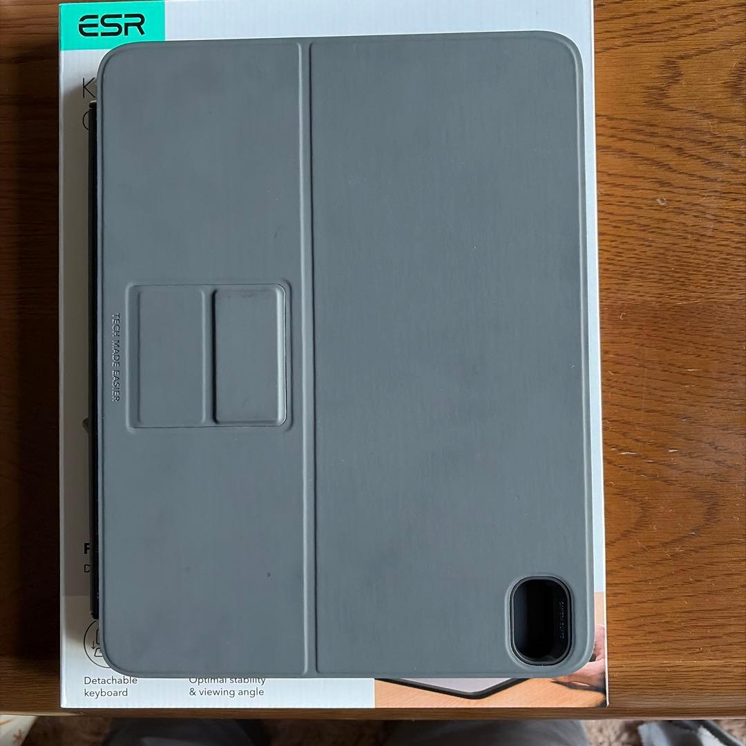 iPad Air 11インチ　キーボード付ケース