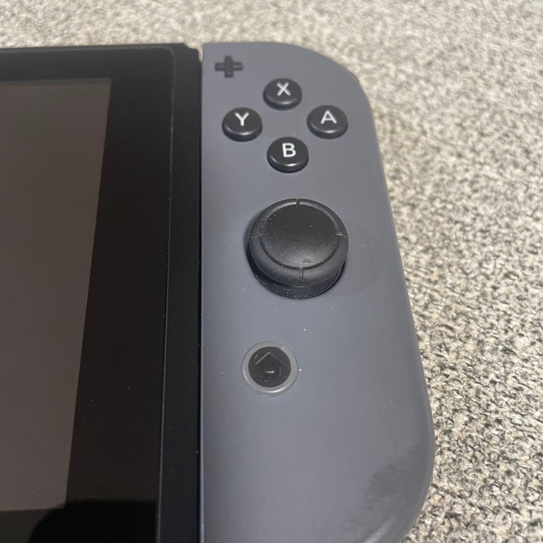 任天堂Switch 強化版 中古　スイッチ　グレー　2019年　初期化済み