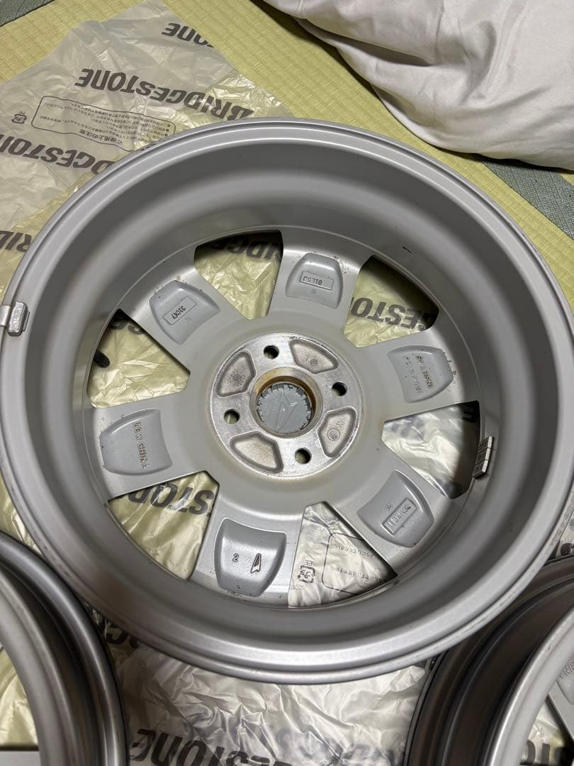 クリサ様用②【美品】ダイハツタフト 15インチ純正アルミホイール4本セット
