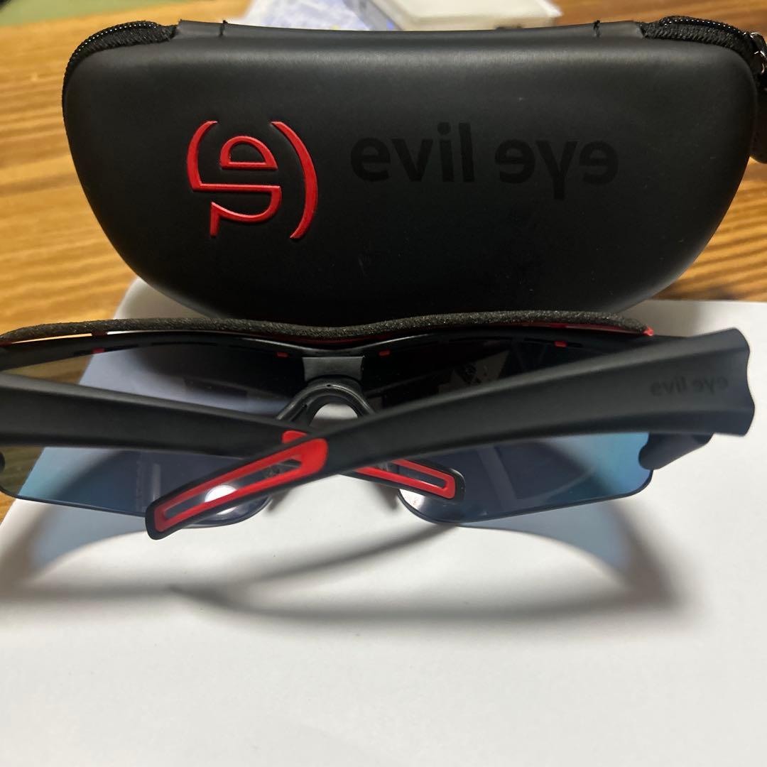 スポーツサングラス　evil eye trace pro レッド　ブラック