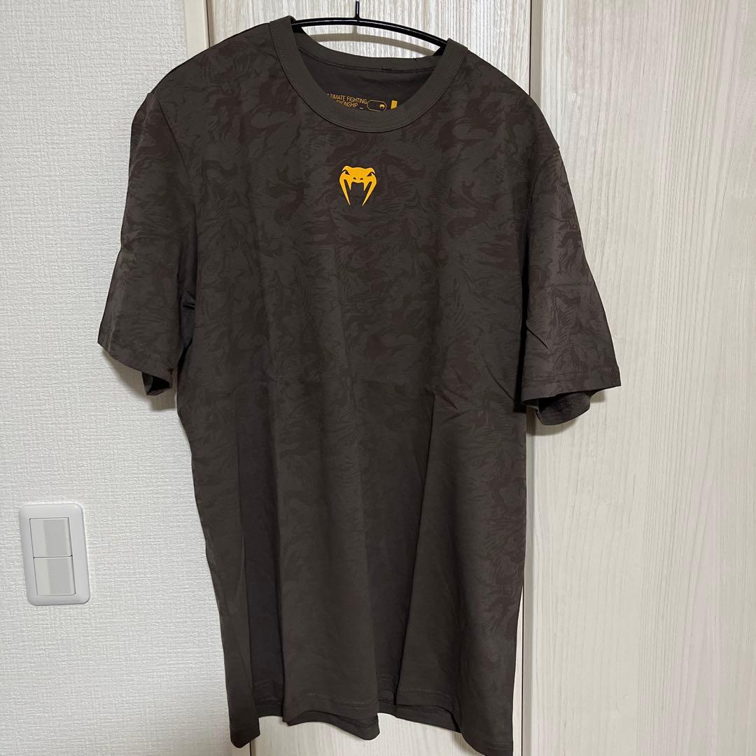 正規品 venum UFC Tシャツ ブラウン Mサイズ Rizin