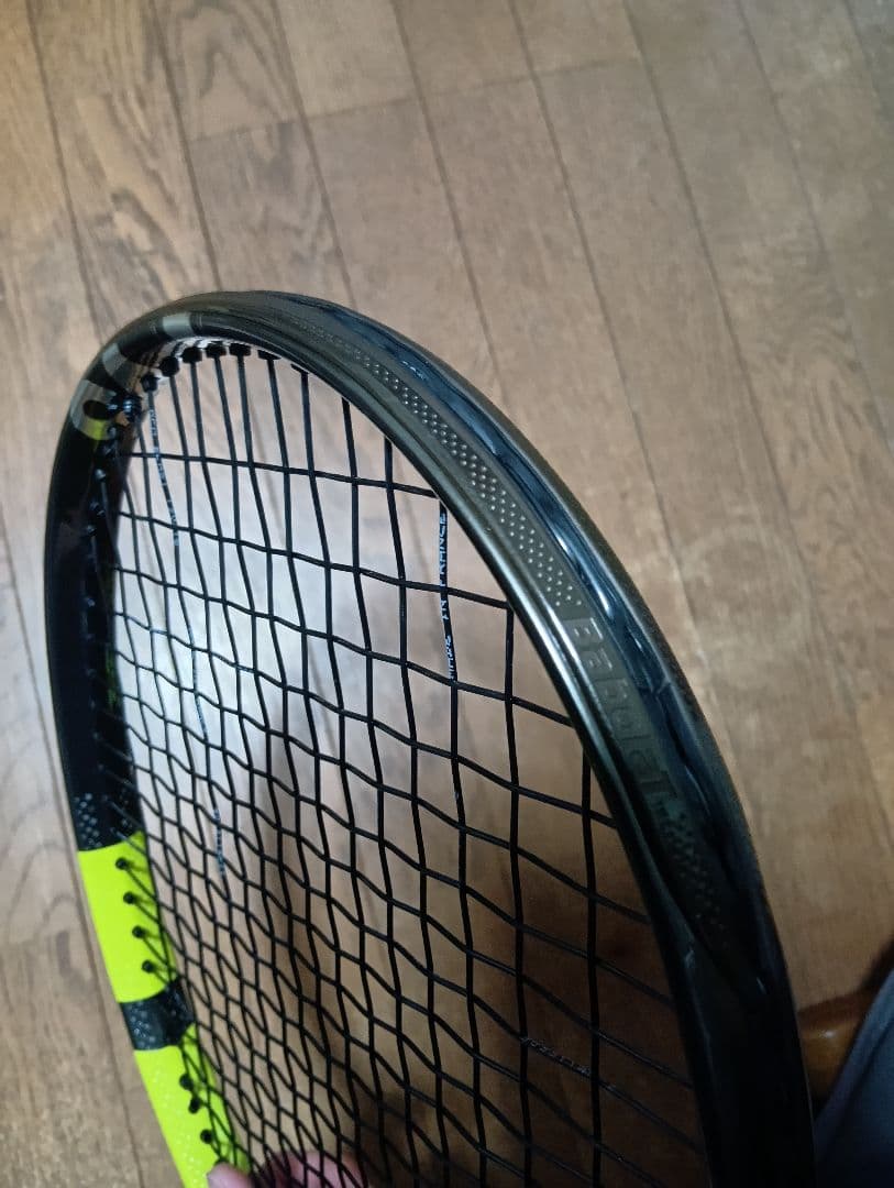【極美品】BabolatPureAeroVS(2020モデル)
