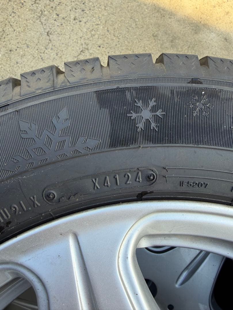 185/65R15 スタッドレスタイヤ ホイールセット