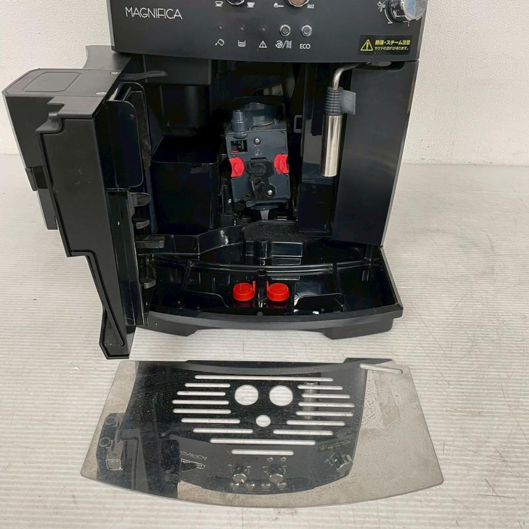 DeLonghi エスプレッソマシン ESAM04110BH A0092