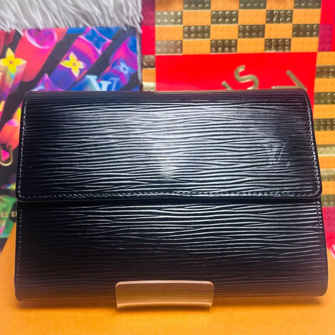 良品　エピ ポルトフォイユ・サラ 長財布 ブラック ノワール 二つ折り財布