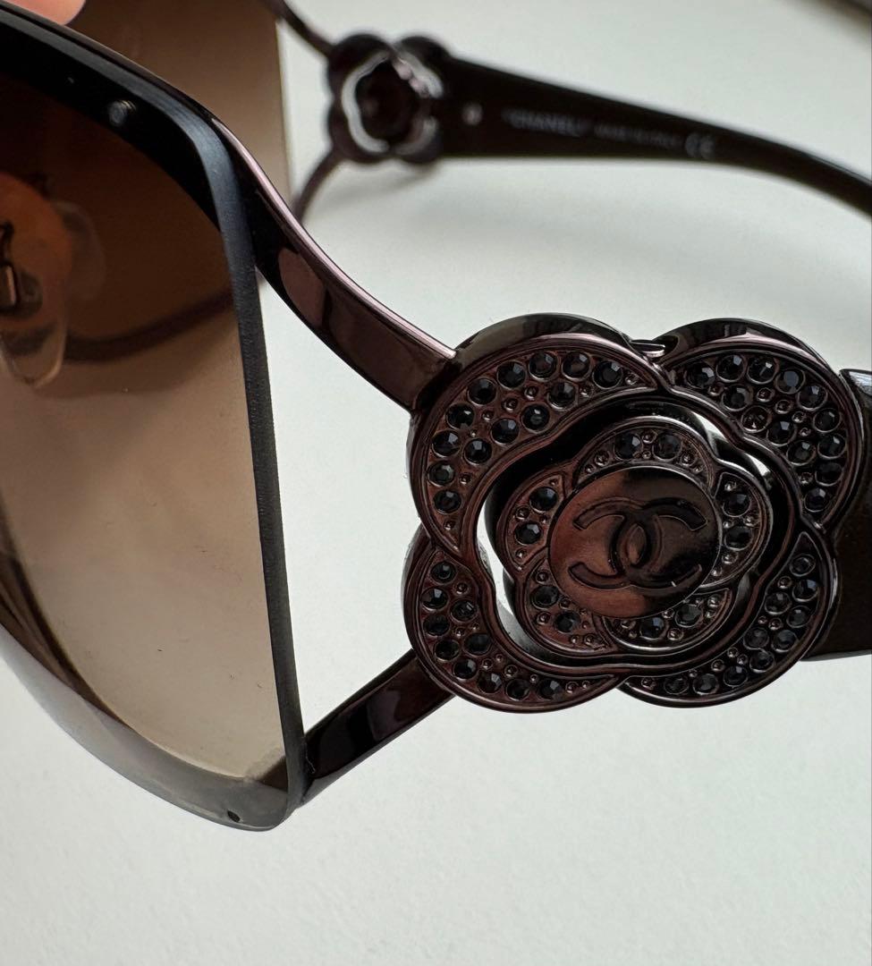 週末値下げ❣️CHANEL フラワーモチーフ サングラス