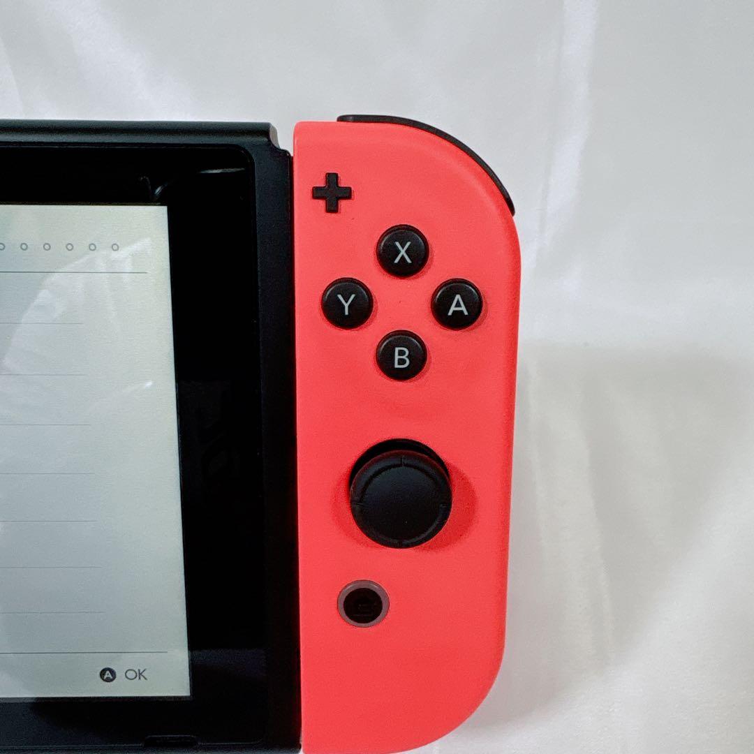ニンテンドー Nintendo Switch 本体　ネオンブルー／ネオンレッド