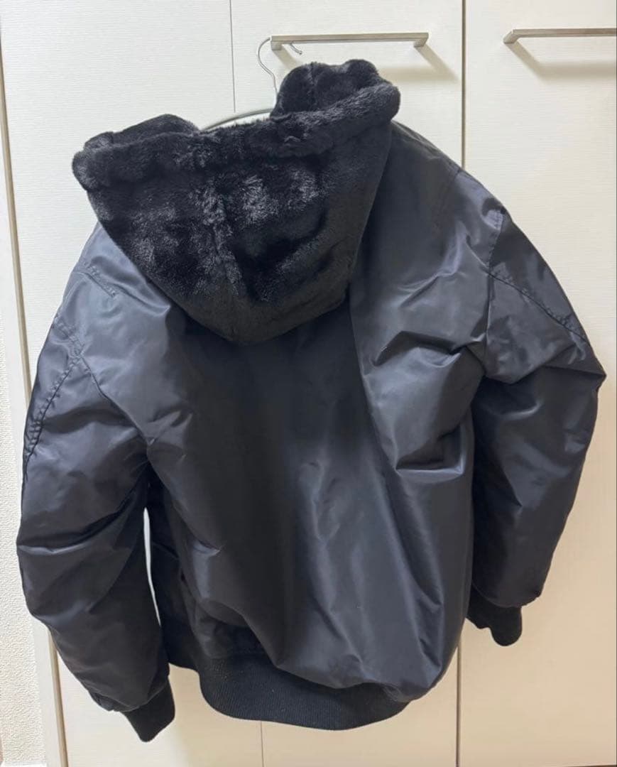 ZARA ファージャケット ブラック リバーシブル ボンバージャケットパーカー