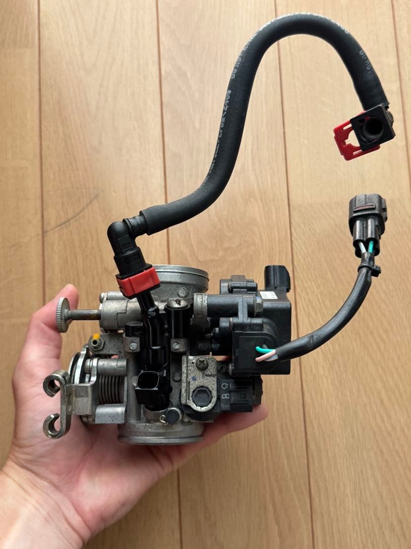 DトラッカーX LX250 純正スロットルボディー