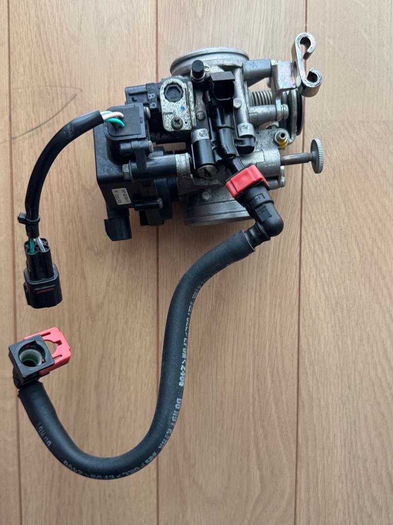 DトラッカーX LX250 純正スロットルボディー