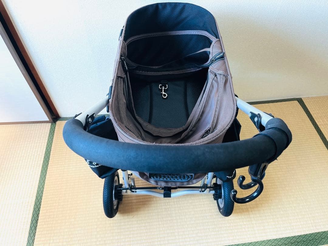 [新着✨送料込み!!] AirBuggy 犬用カート ブラウン 空気入れ付き