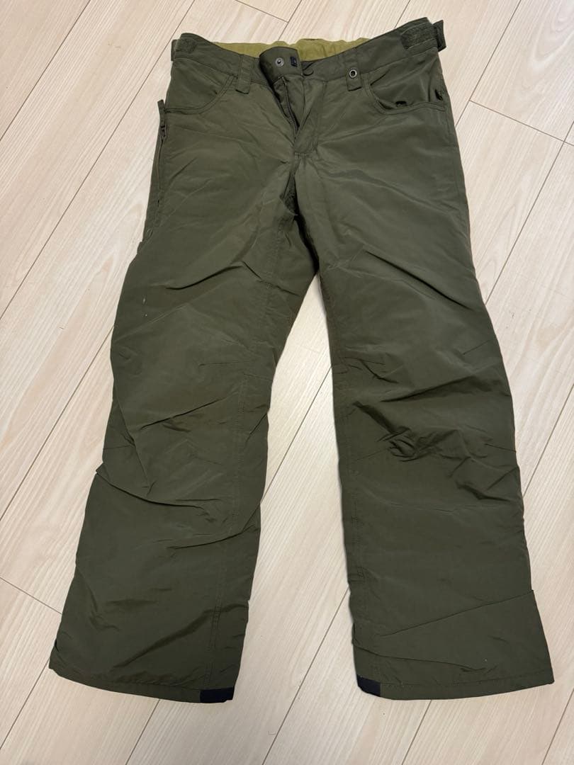 上下セットBURTON ジュニア 150 ジャケット&パンツスノーボードウェア