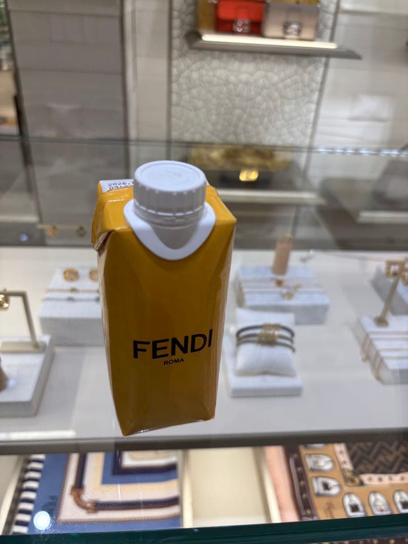 正規 FENDI FFネックレス 定価67000
