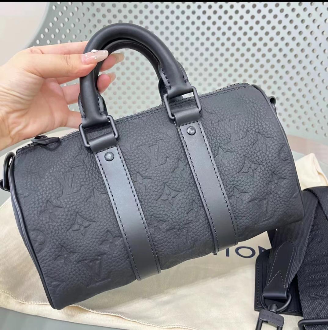 ✨ L o u is V ~uitton ブラック ミニボストンバッグ2.