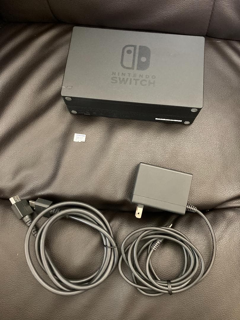 Nintendo Switch 本体【SDカード(128GB)付】
