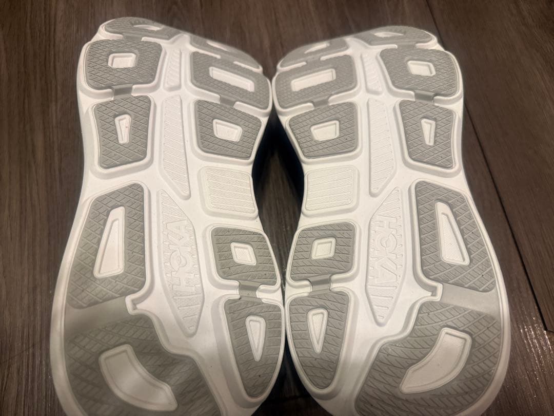 靴 HOKA BONDI 9 26.5