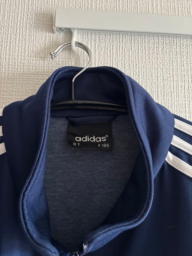 adidas ネイビー ストライプジャージ O7