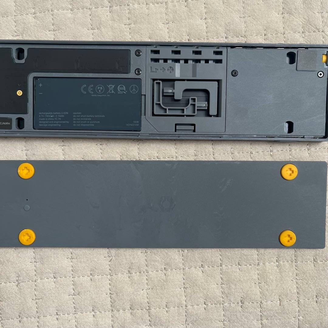 teenage engineering op-z ケース付き