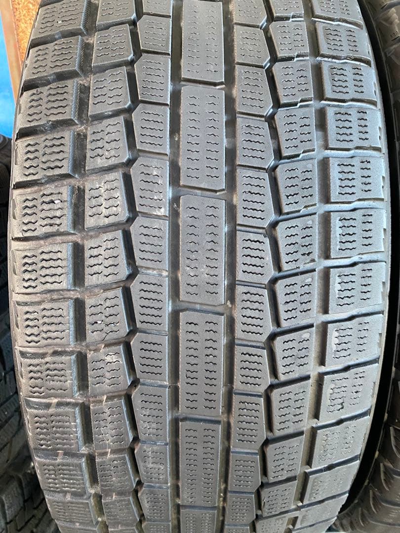 YOKOHAMA ICEGUARD 225/45/18. 2本セット送料込み