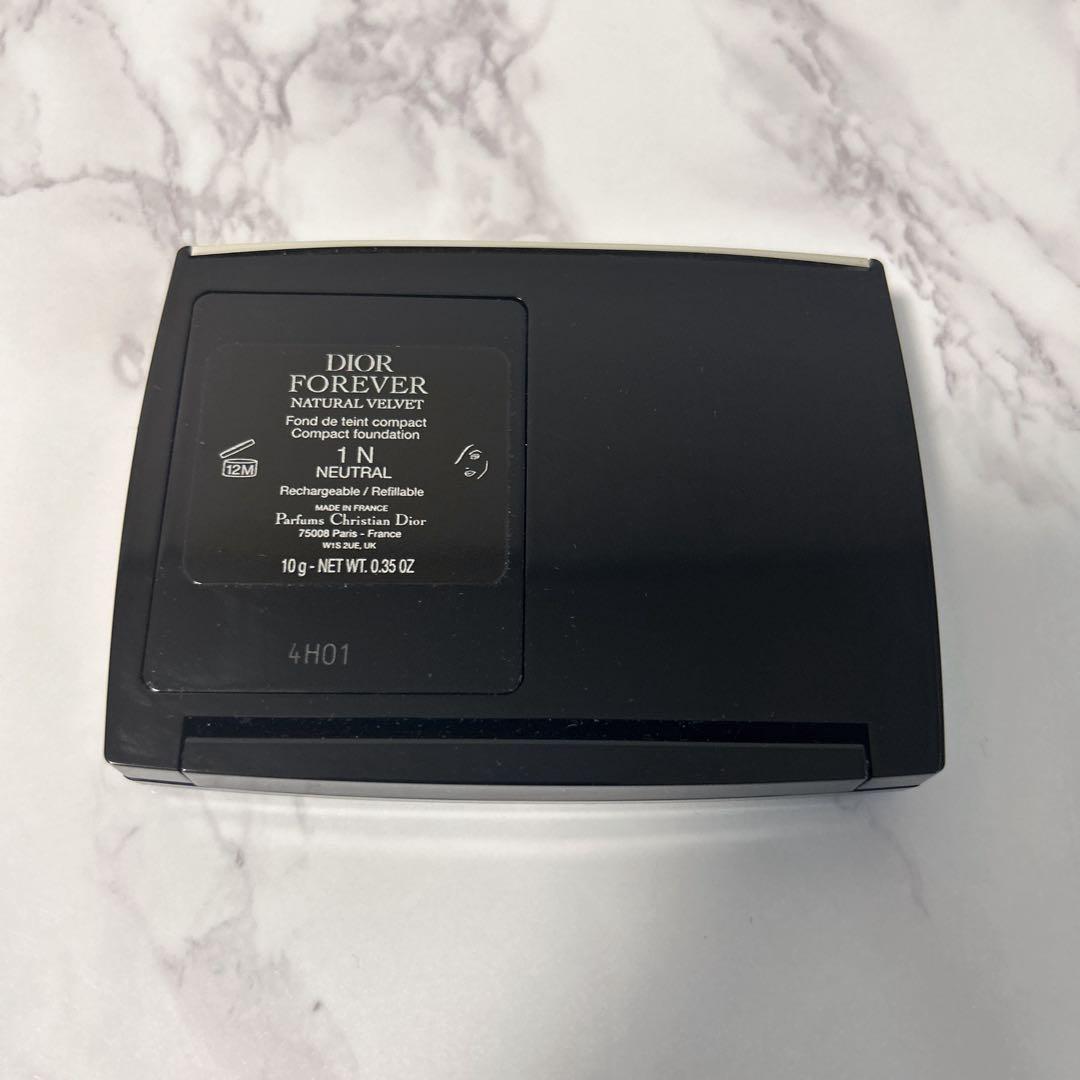 Dior Forever Natural Velvet パウダーファンデーション