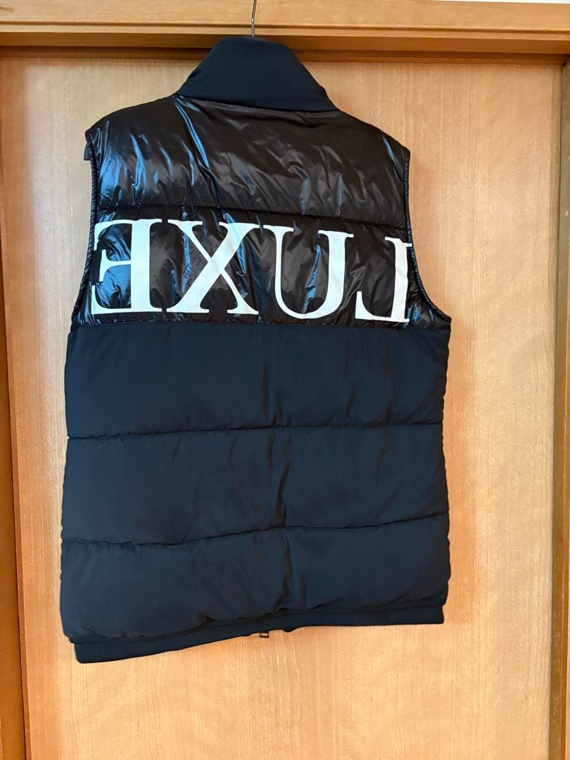 【美品】LUXEAKMPLUS ブラック 中綿ベストXL