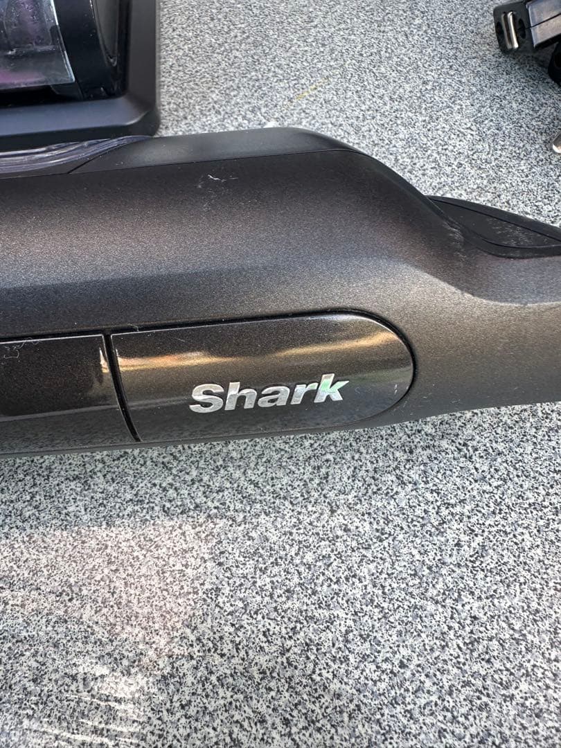 Shark スティッククリーナー ！エボパワーシステム？