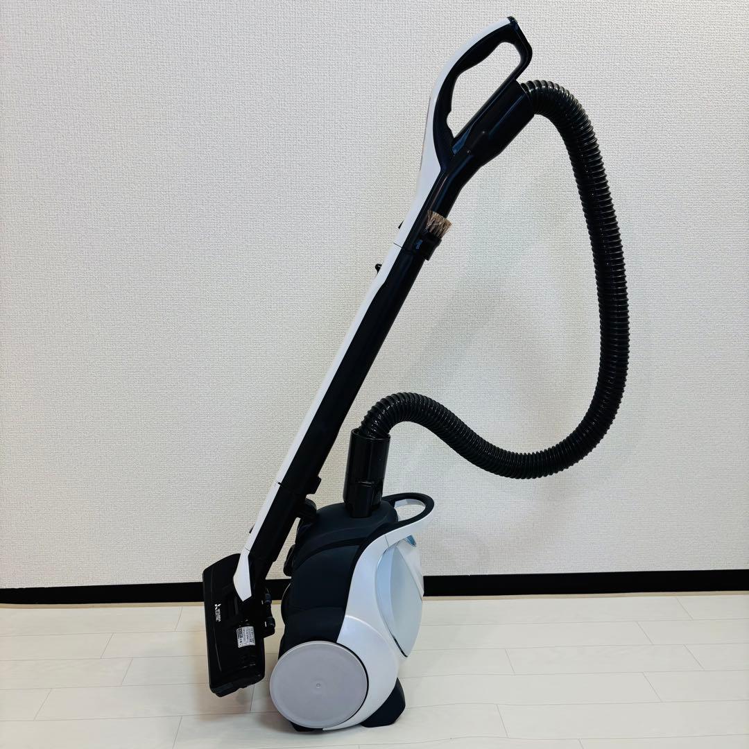【美品】三菱電機 紙パック式掃除機Be-K 自走式パワーブラシ 紙パック2個付き