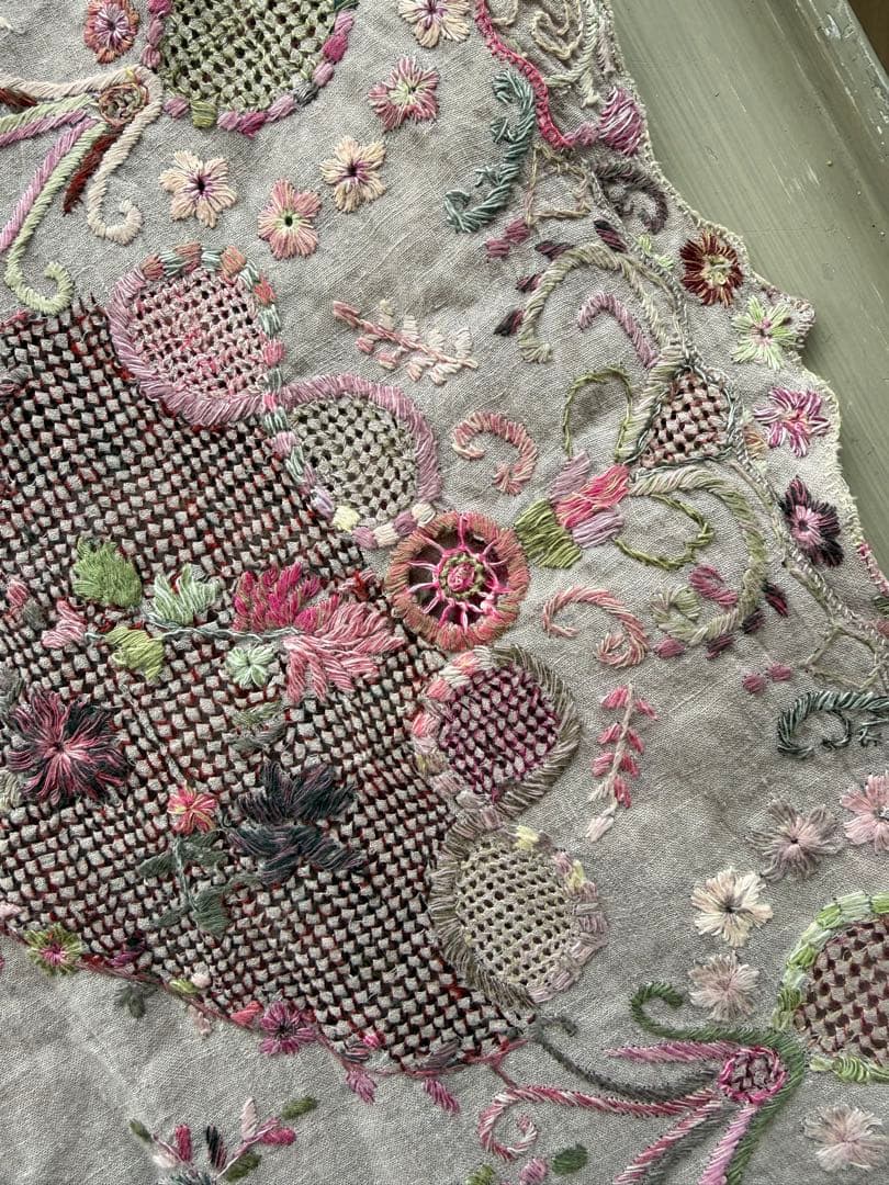 ソフィーディガール花柄総刺繍リネンストールピンク