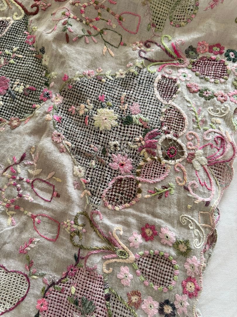 ソフィーディガール花柄総刺繍リネンストールピンク