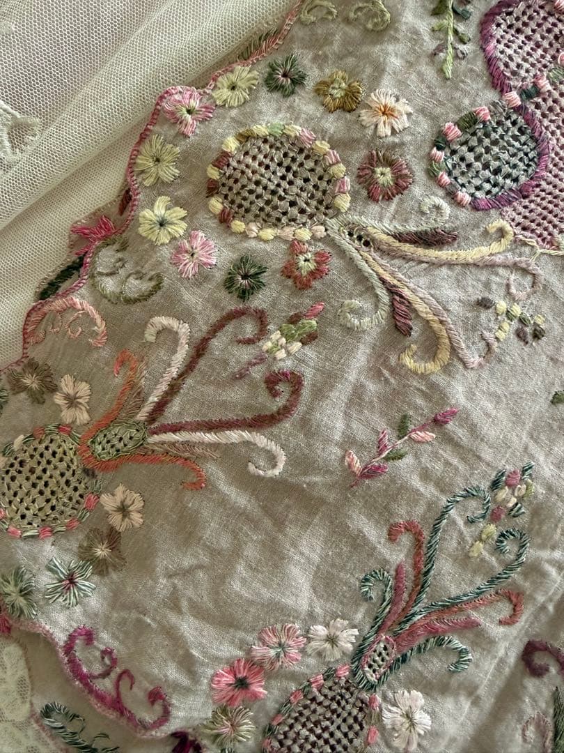 ソフィーディガール花柄総刺繍リネンストールピンク