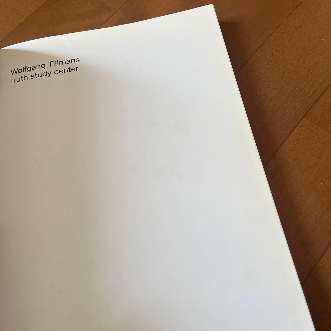 Wolfgang Tillmans 『truth study center』