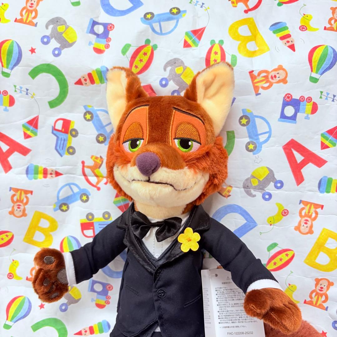 ディズニーストア ニック・ワイルド ぬいぐるみ フォーマル ズートピア2
