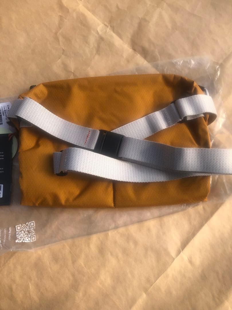 未使用ベルロイライトスリングbellroy light sling ボディバッグ