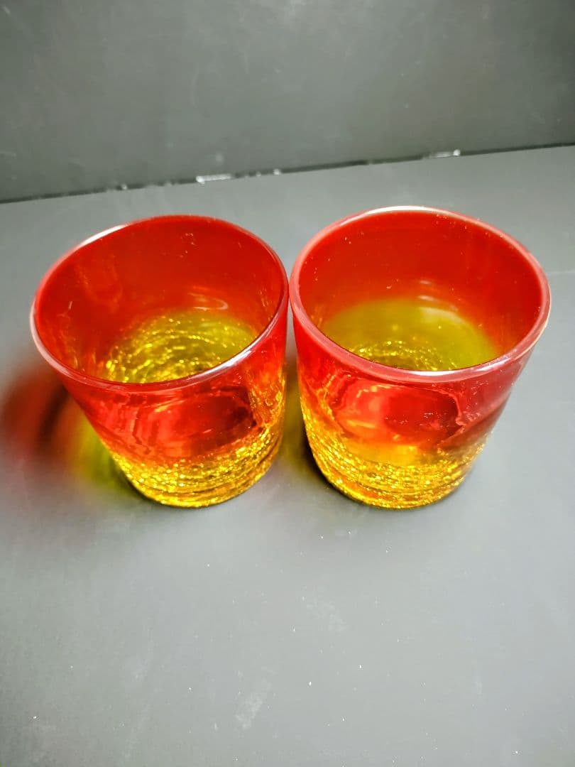 新品未使用　手作り吹きガラスのアイスクラック入り琉球グラス２色形違いの4個セット