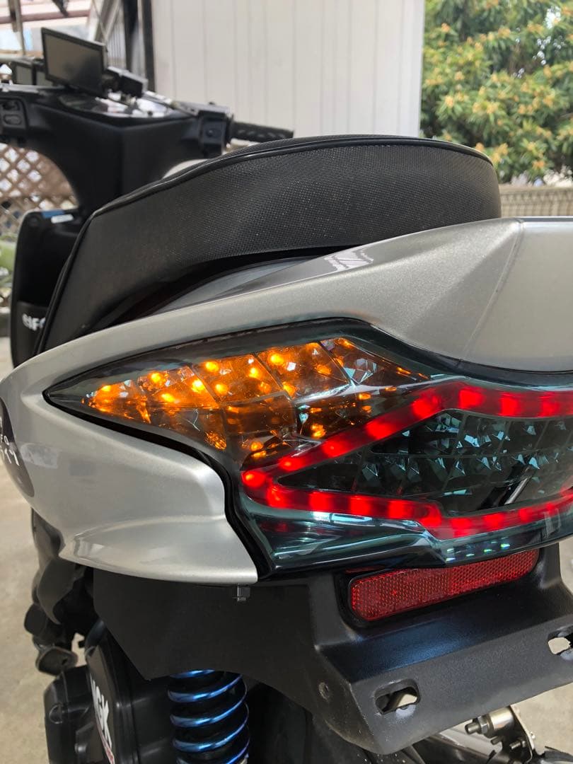 アドレスv125s L0 LEDスモークウインカー　オマケ付き