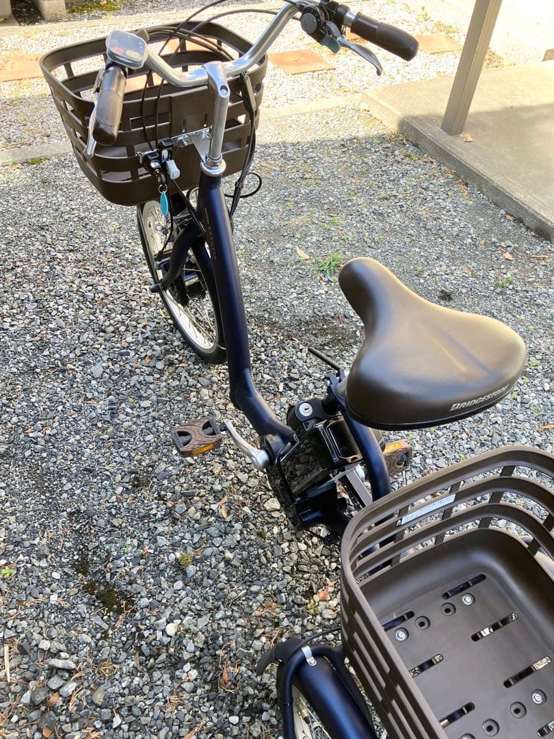 【白の木】ブリヂストン 電動アシスト三輪自転車ラクットワゴン