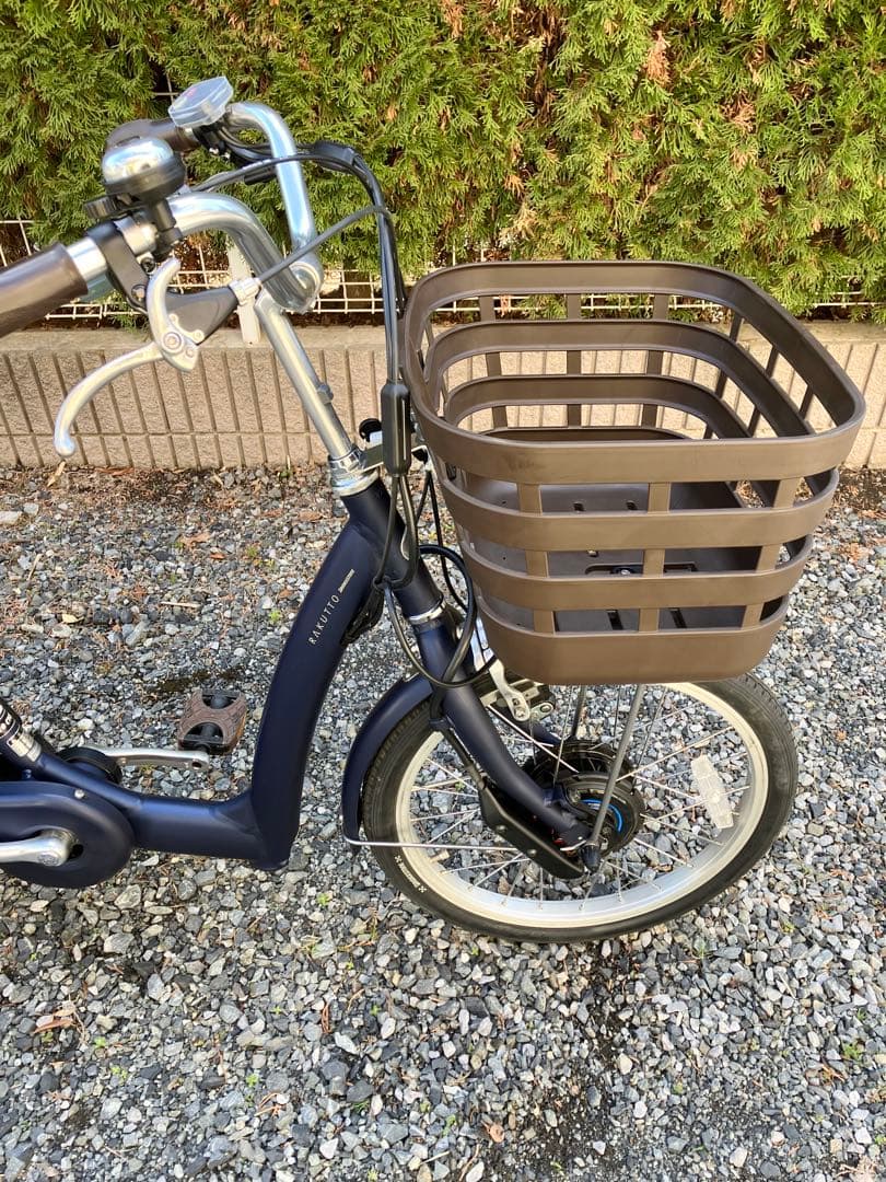 【白の木】ブリヂストン 電動アシスト三輪自転車ラクットワゴン