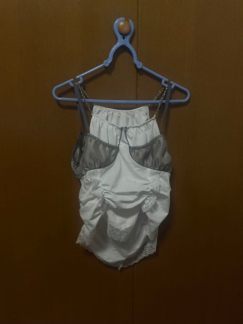 トップス litmus HP fluctuate chain cami grey