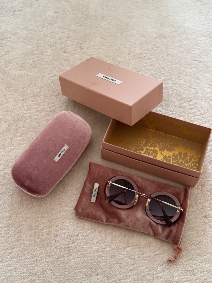 【中古】miumiu ラウンドサングラス ケース付き