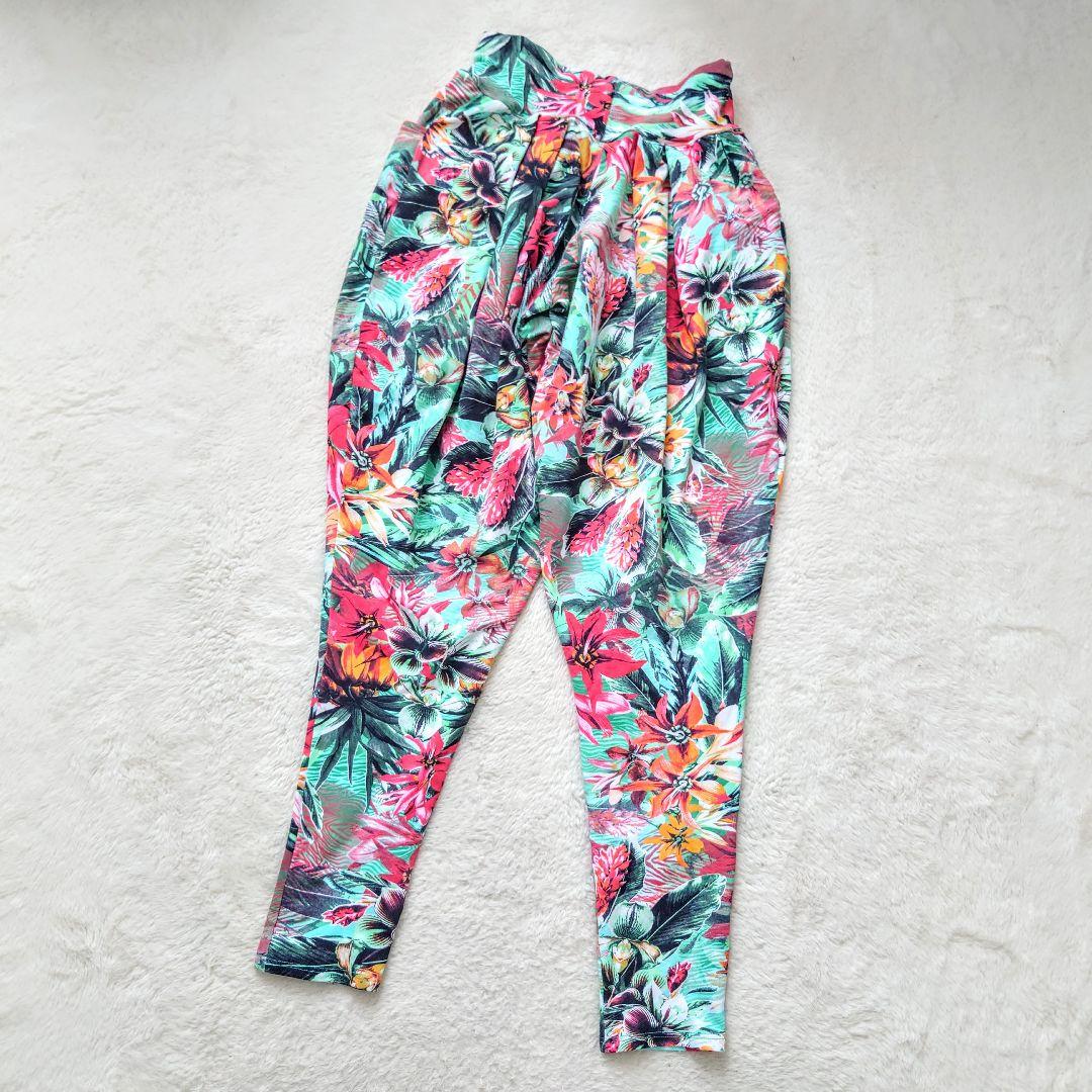 美品 Linda works ヨガウェア ヨガパンツ アロハ 花柄 サイズP