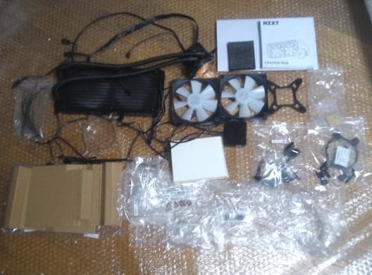 NZXT KRAKEN RGB 240 Black 保証あと5年ほど サポート〇