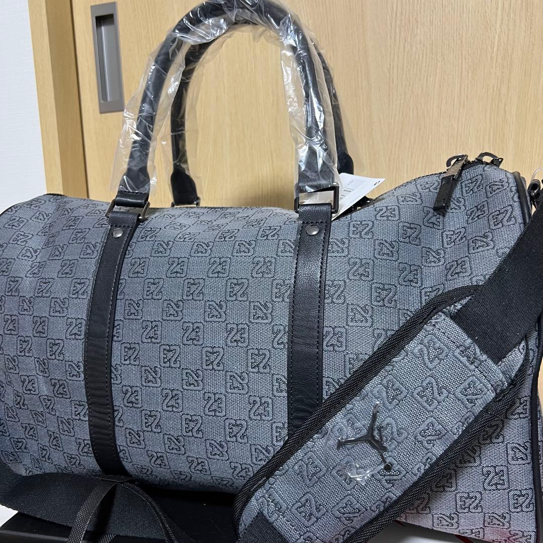バッグ Jordan Monogram DuffleBag DarkSmoke Grey