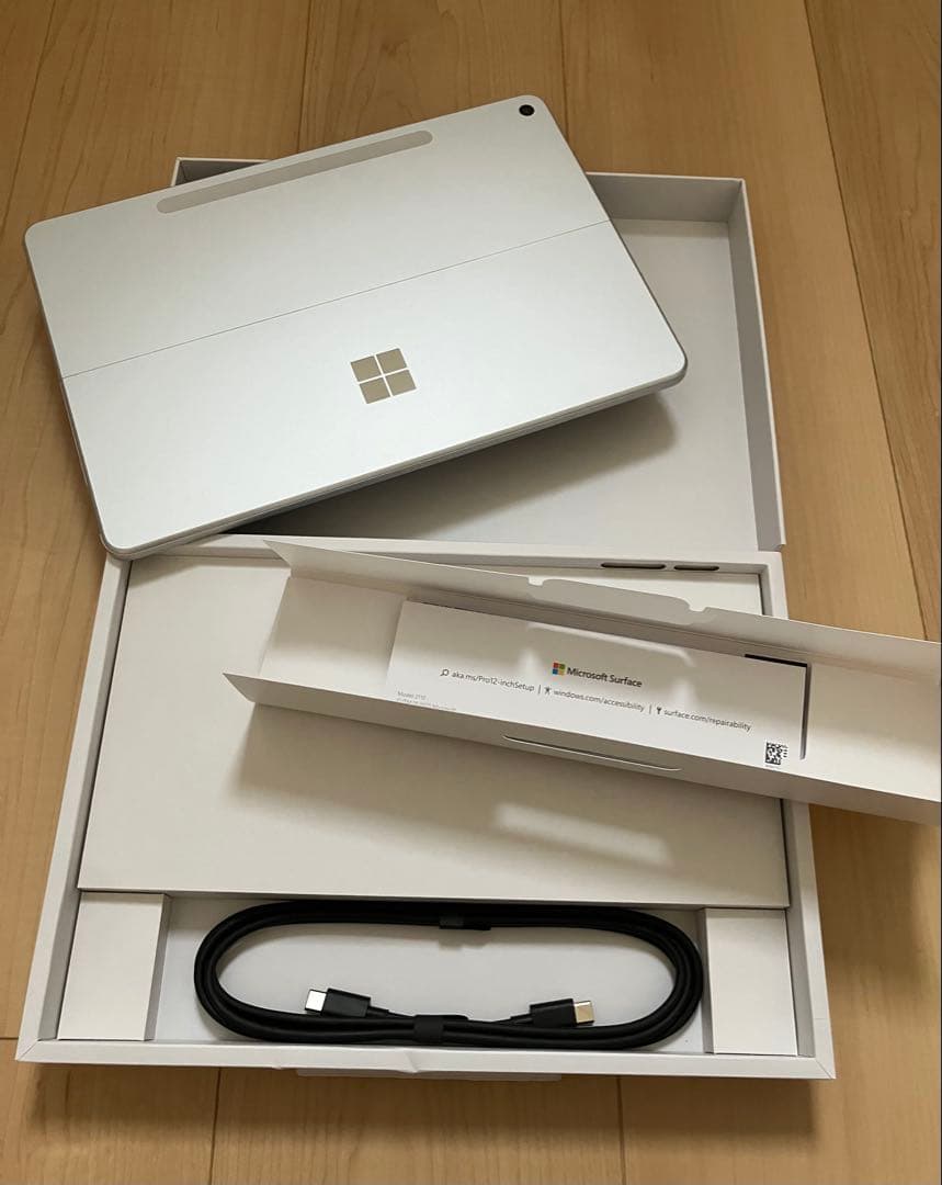 Surface Pro 12インチ　16GB/256GB