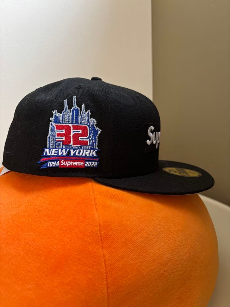 Shop Box Logo New Era® 7 5/8