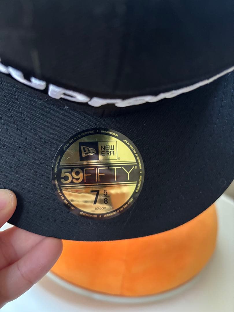 Shop Box Logo New Era® 7 5/8