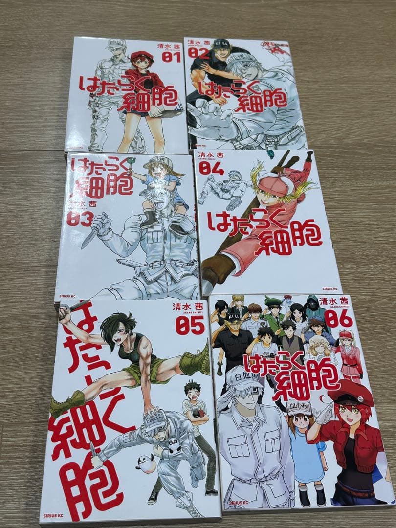 22冊セット　はたらく細胞　はたらく細菌　はたらく細胞BLACK コミックガイド