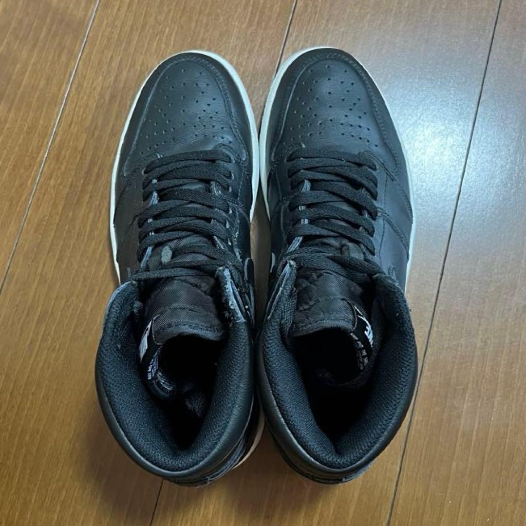 靴 Nike Air Jordan1 Retro High CYBER MONDAY