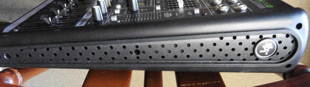 Mackie ミキサー Pro Fx12 v2 ジャンク