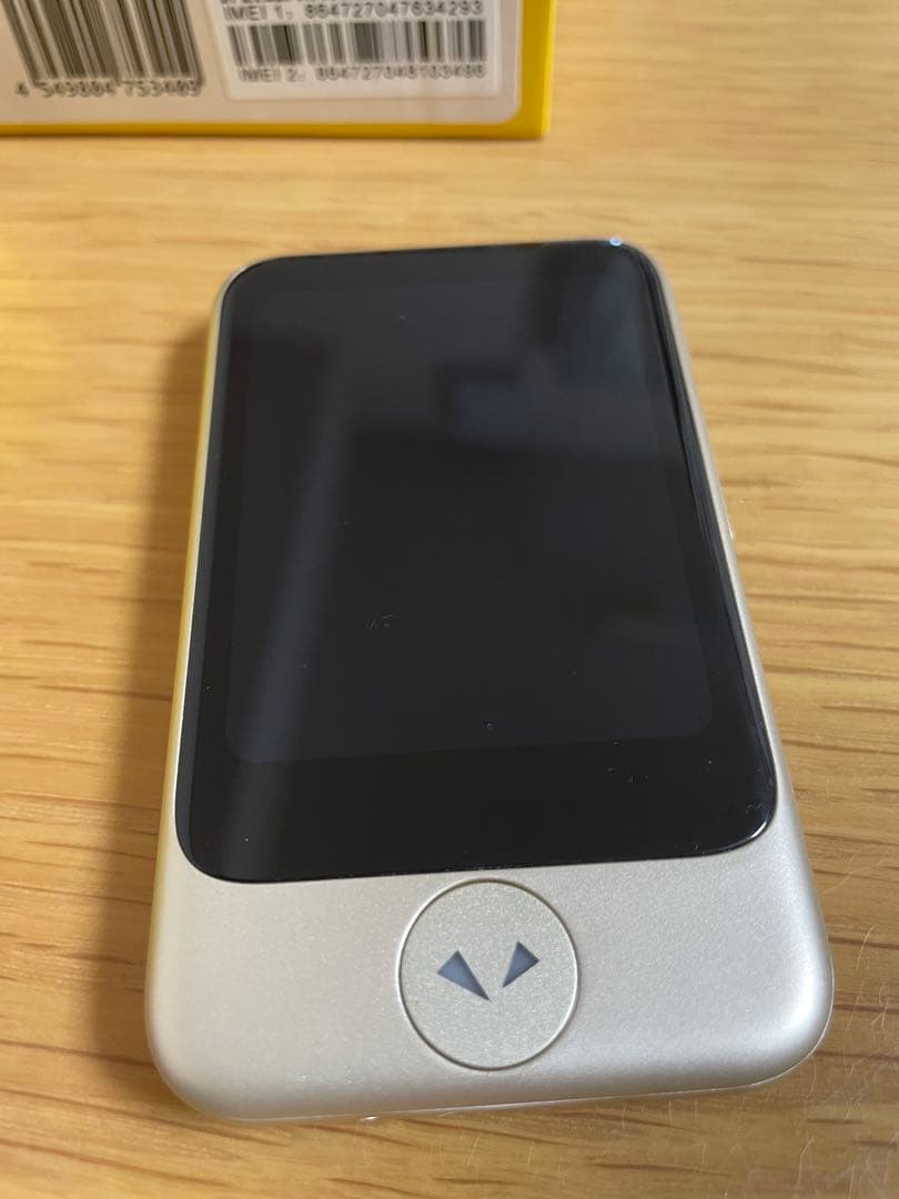 POCKETALK S翻訳機 ゴールド　充実付属品付き