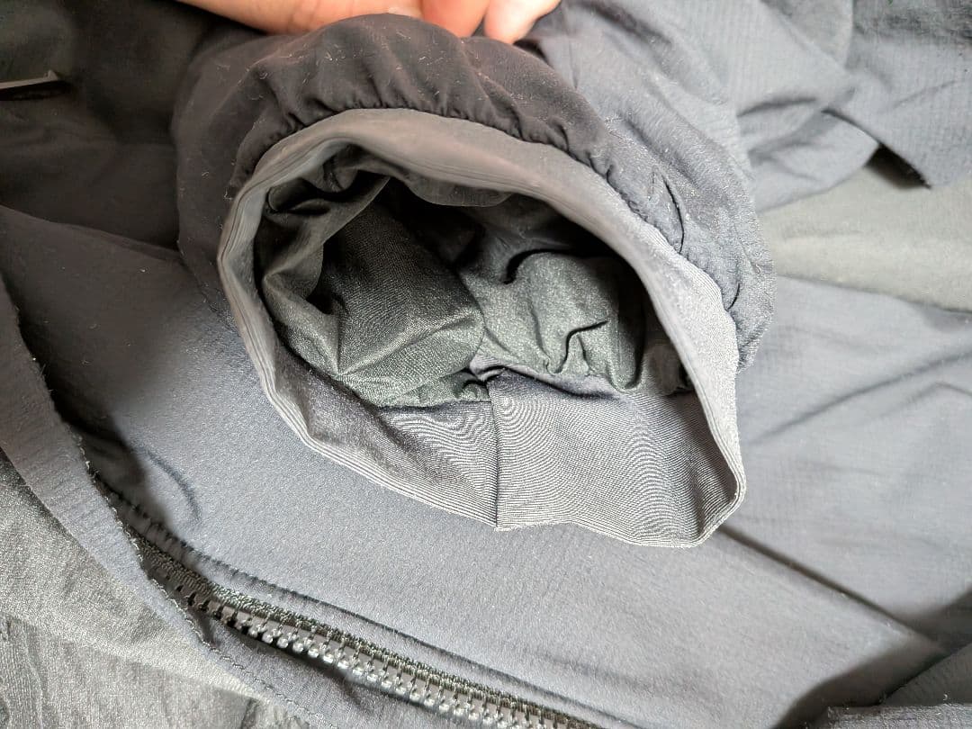 ARC'TERYX ATOM LT HOODY アトム LT フーディ ブラック